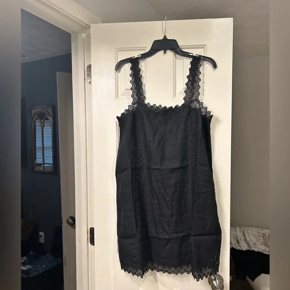 J.Crew | NWT Lace-trim shift dress in Black | Sz 12 - Picture 2 of 11